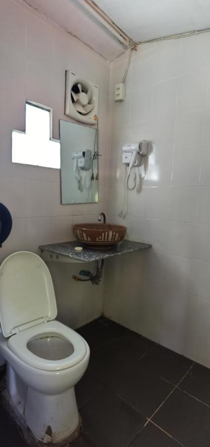 Khonesavane Hostel Луанг Прабанг Екстериор снимка