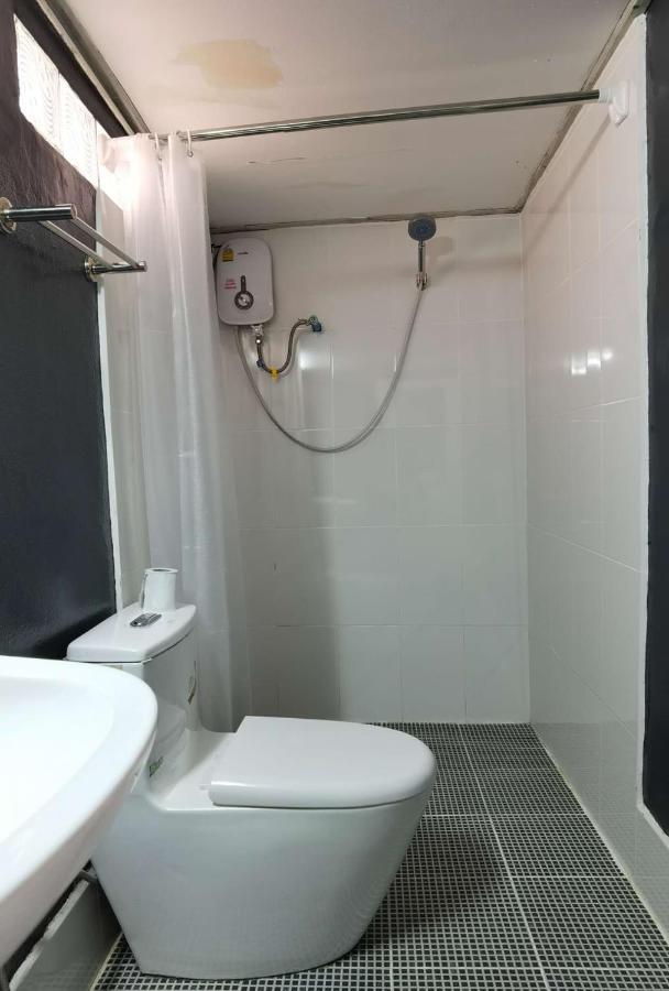 Khonesavane Hostel Луанг Прабанг Екстериор снимка