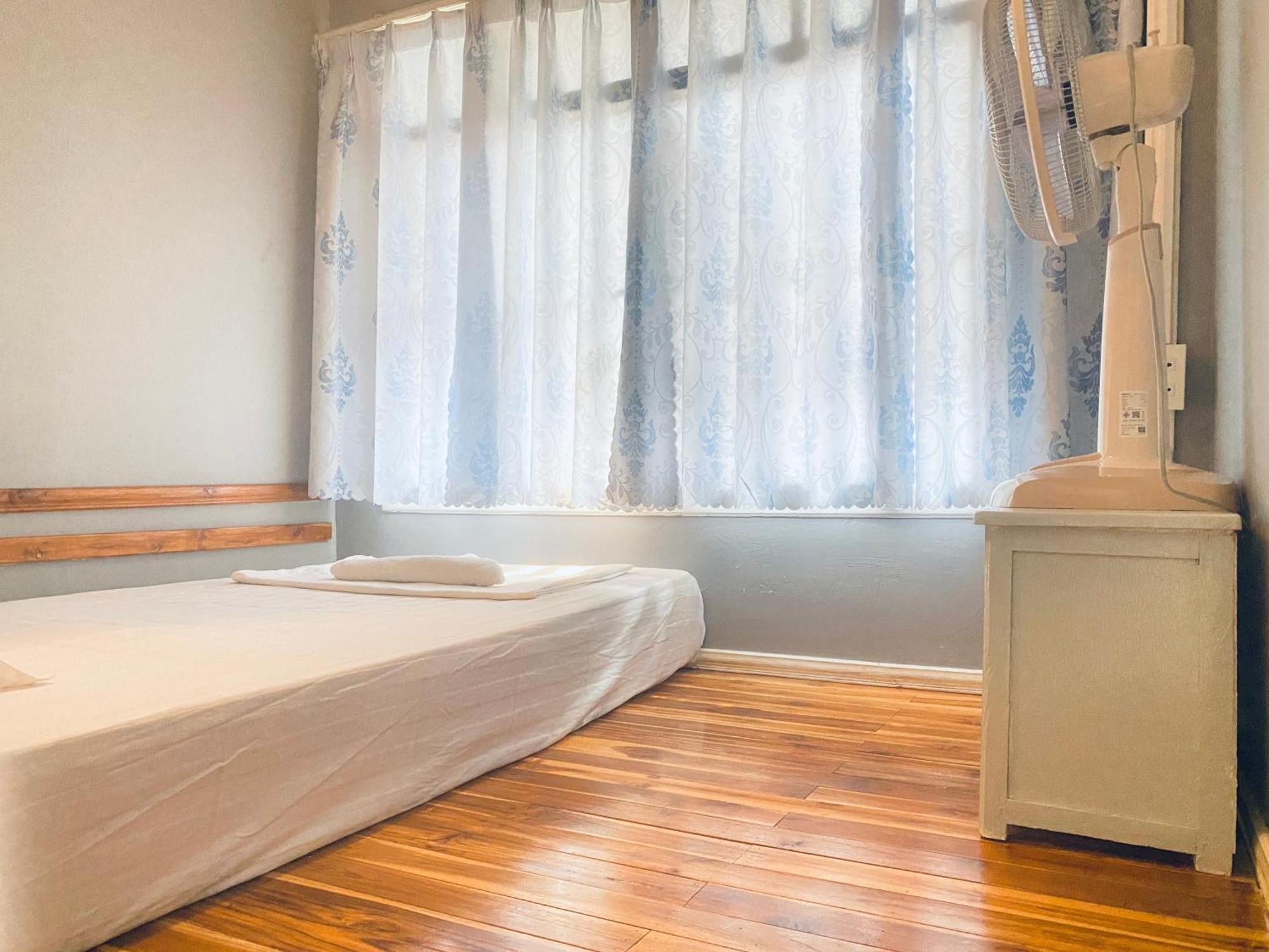 Khonesavane Hostel Луанг Прабанг Екстериор снимка